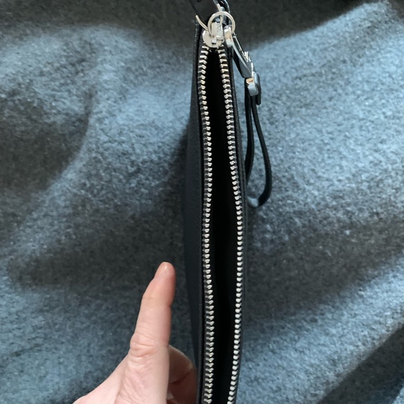 Love & Lore Vegan Leather Wristlet. NWOT - Picture 3 of 4